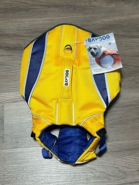 BayDog Monterey Bay Canine Life Jacket Medium Yellow Dog Float Vest Swim Safety